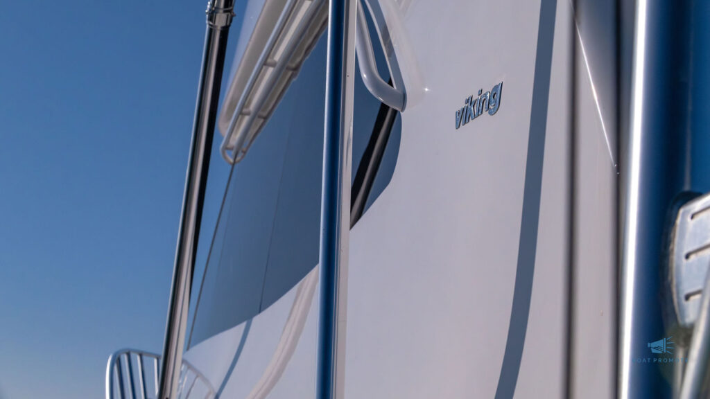 Viking 82 Convertible Sportfish — image 6
