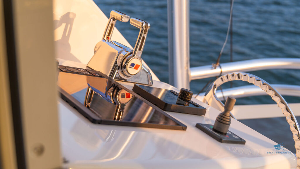 Viking 82 Convertible Sportfish — image 4
