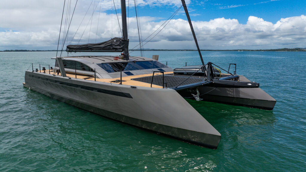 Bloomfield 72 Bluewater Cruiser — image 4