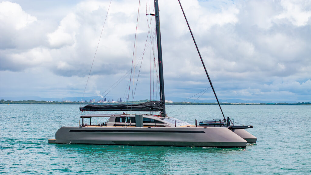 Bloomfield 72 Bluewater Cruiser — image 2