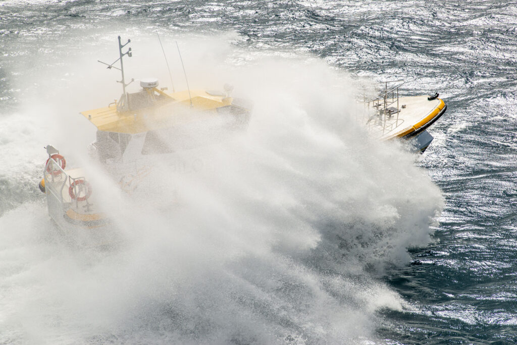 High-Speed Offshore Pilot Boat — image 8
