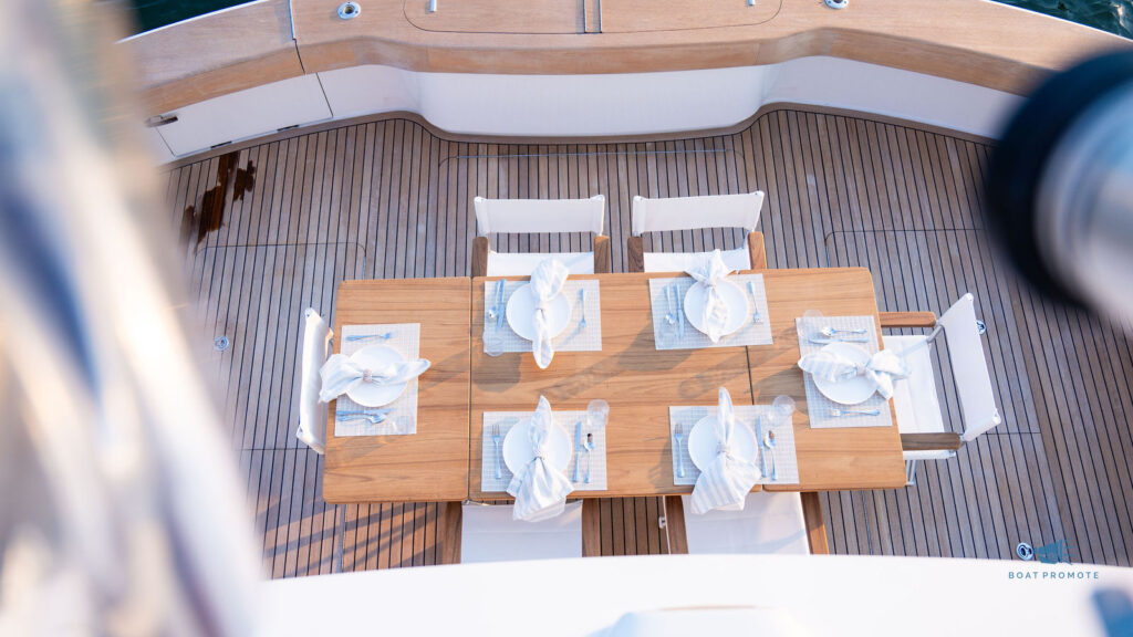 Viking 82 Convertible Sportfish — image 35